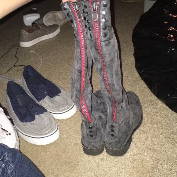 Boots! - Picture 2 of 2